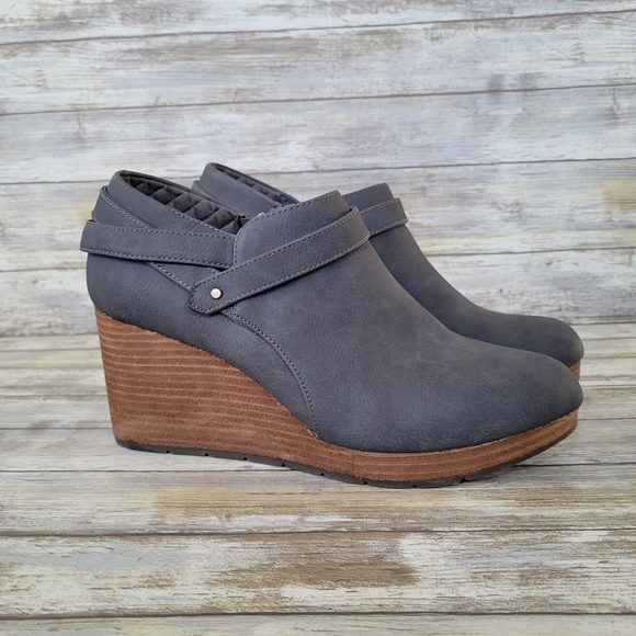 Dr. Scholl's Whats Good Women's Wedge Zip Ankle Boots Gray Faux Leather Size 9.5 - Picture 1 of 11
